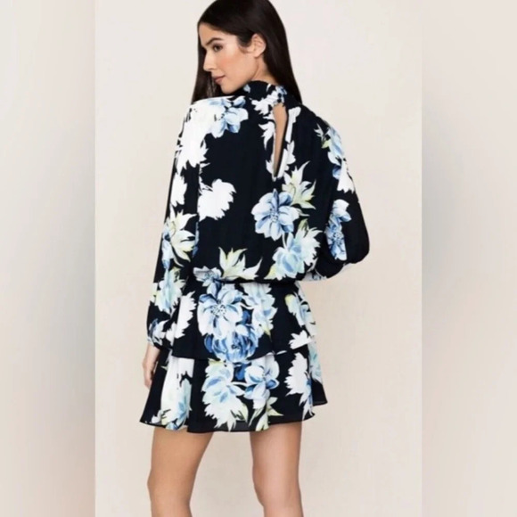 Yumi Kim Class Act Floral Mock Neck Keyhole Back Tiered Long Sleeve Dress Small - Picture 5 of 16